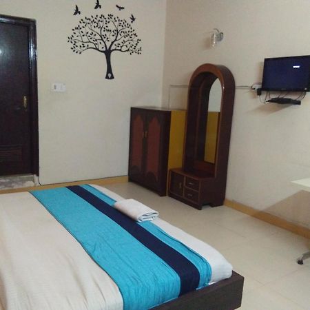 Hotel Samridhi Palace Juhi Bari Esterno foto